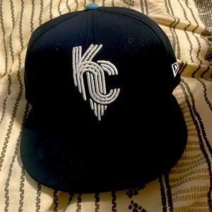 KC Royals New Era City Connect Hat size 7 1/2